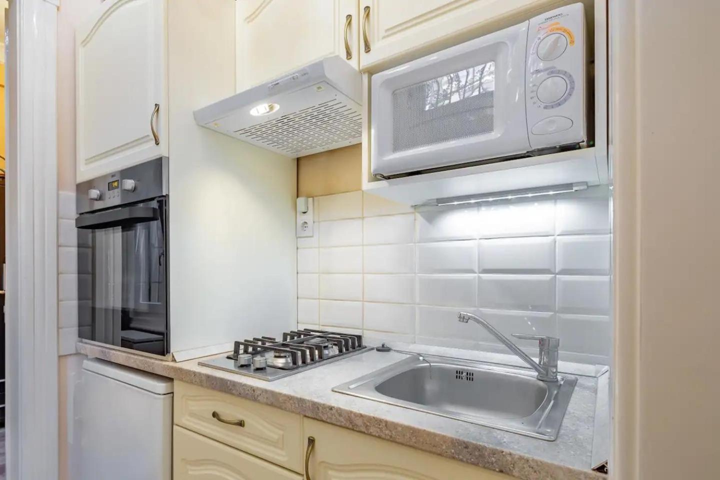 Vamhaz Boulevard Apartments Budapeste Exterior foto